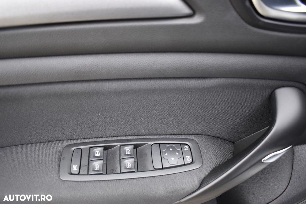 Renault Megane Blue dCi 116 EDC Zen - 24