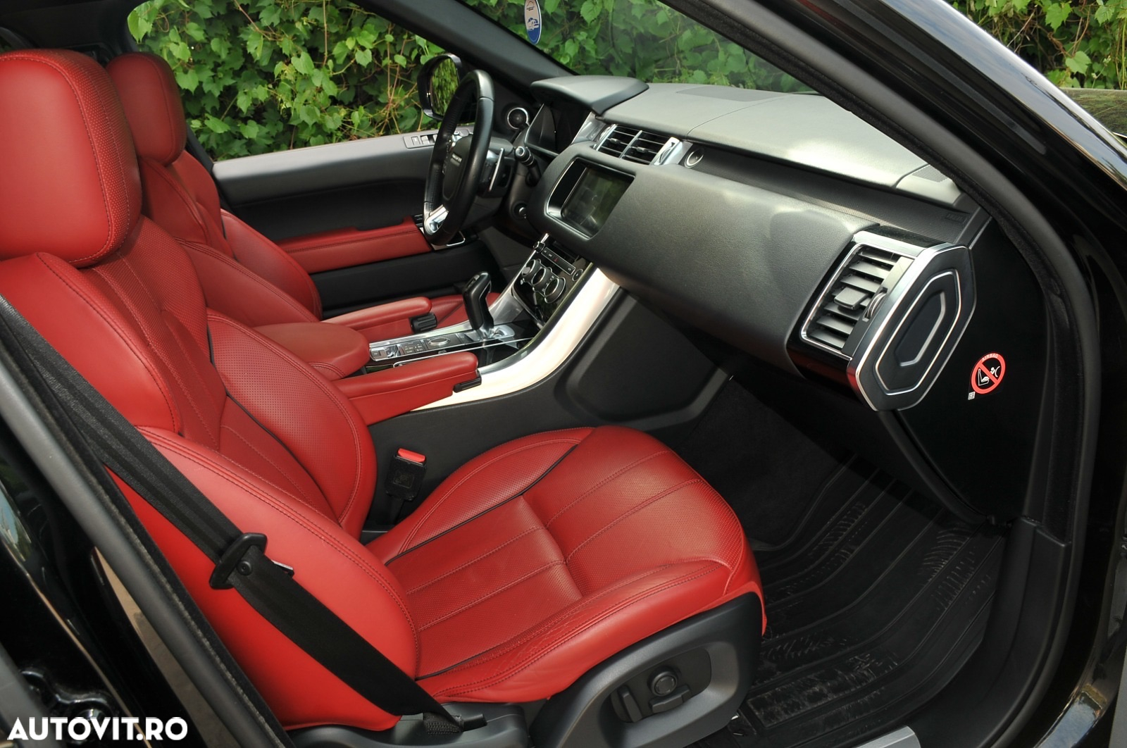 Land Rover Range Rover Sport - 11