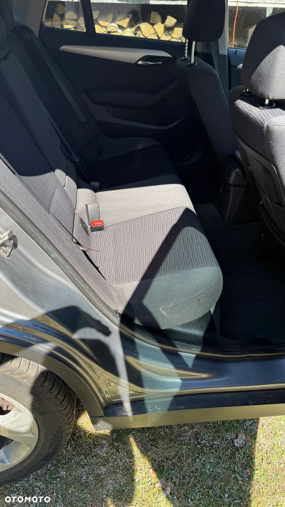BMW X1 sDrive18d - 15