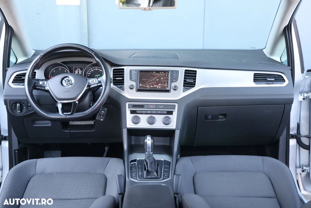 Volkswagen Golf 1.6 TDI DPF BMT DSG Trendline - 13