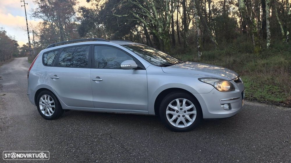 Hyundai i30 CW 1.4 CVVT Blue Comfort - 3