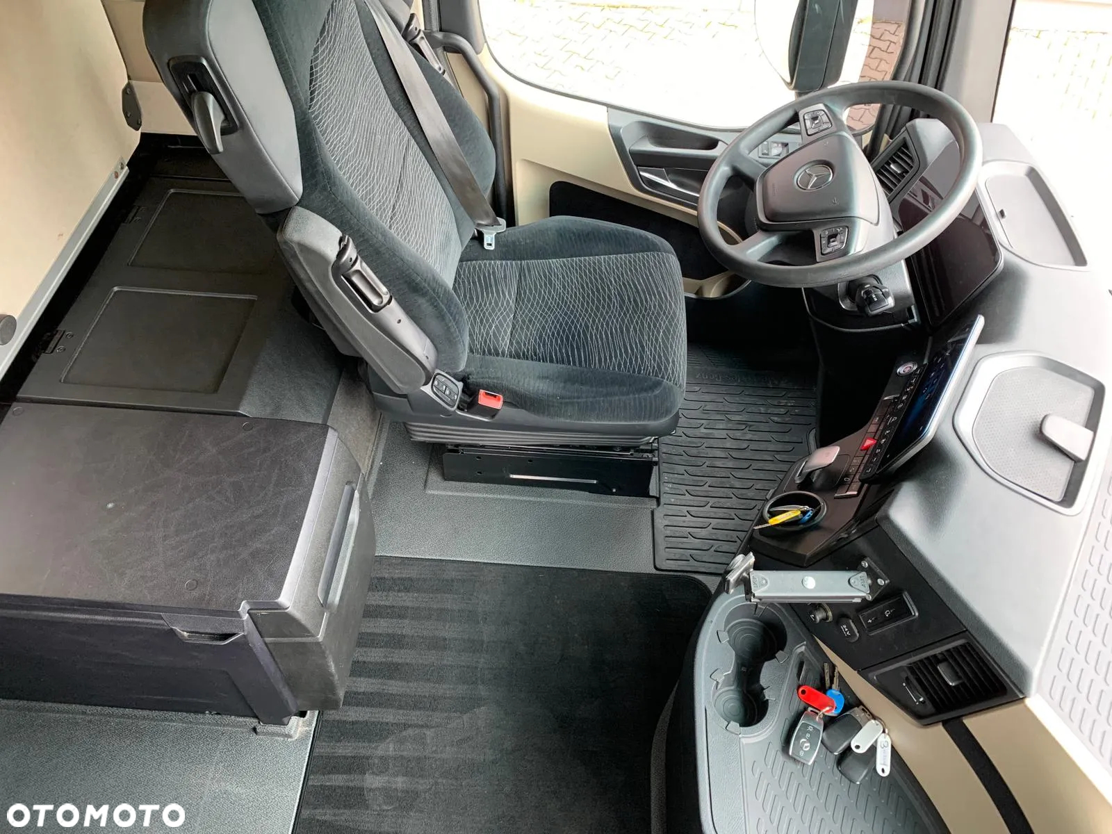 Mercedes-Benz ACTROS 1846 4x4HAD EURO6 CIĄGNIK SIODŁOWY Z HYDRAULIKĄ WYWROTU - 24