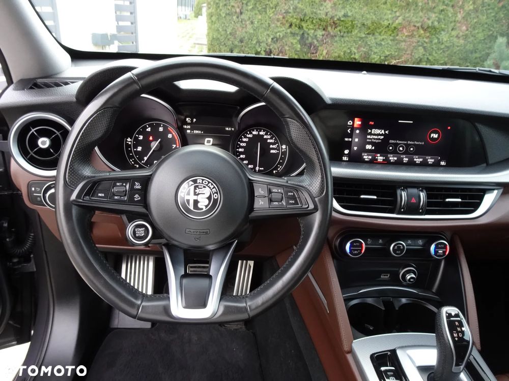 Alfa Romeo Stelvio 2.0 Turbo Sprint Q4 - 23