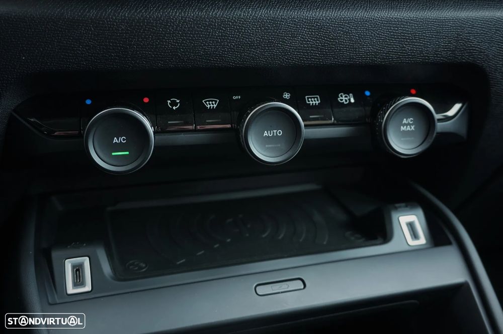 Citroën C4 1.2 PureTech Shine - 30