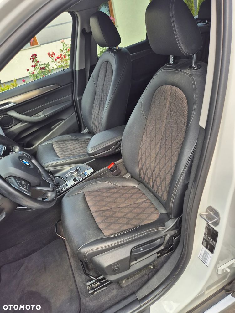 BMW X1 sDrive18d Advantage sport - 23