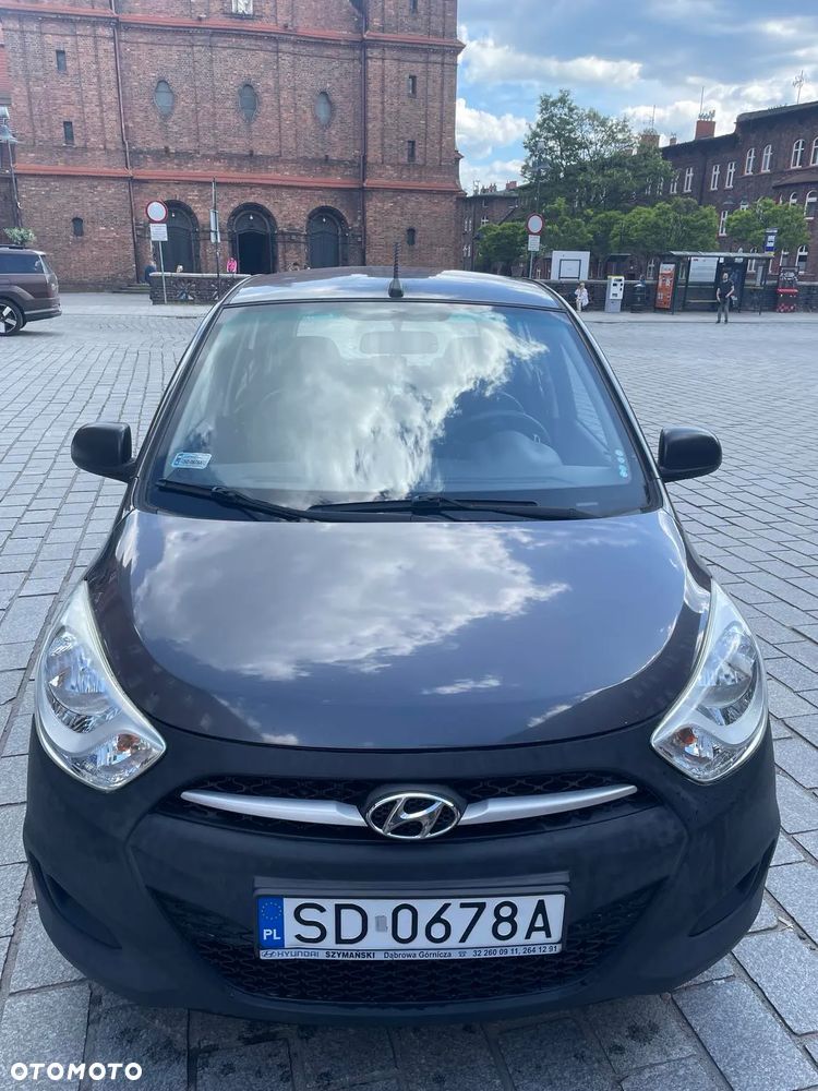 Hyundai i10
