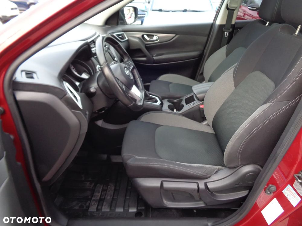 Nissan Qashqai - 14