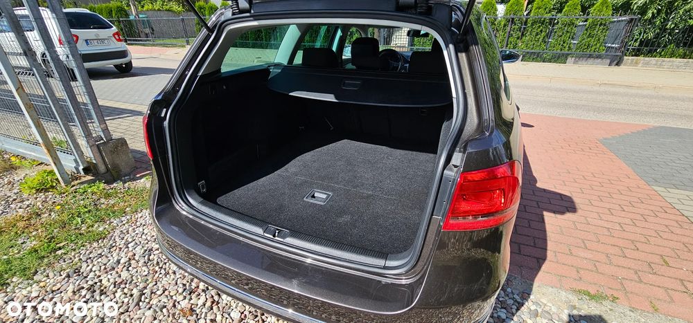Volkswagen Passat 1.4 TSI DSG BlueMotion Technology Trendline - 27