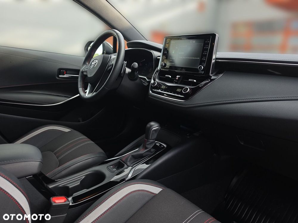 Toyota Corolla 2.0 Hybrid GR Sport - 11