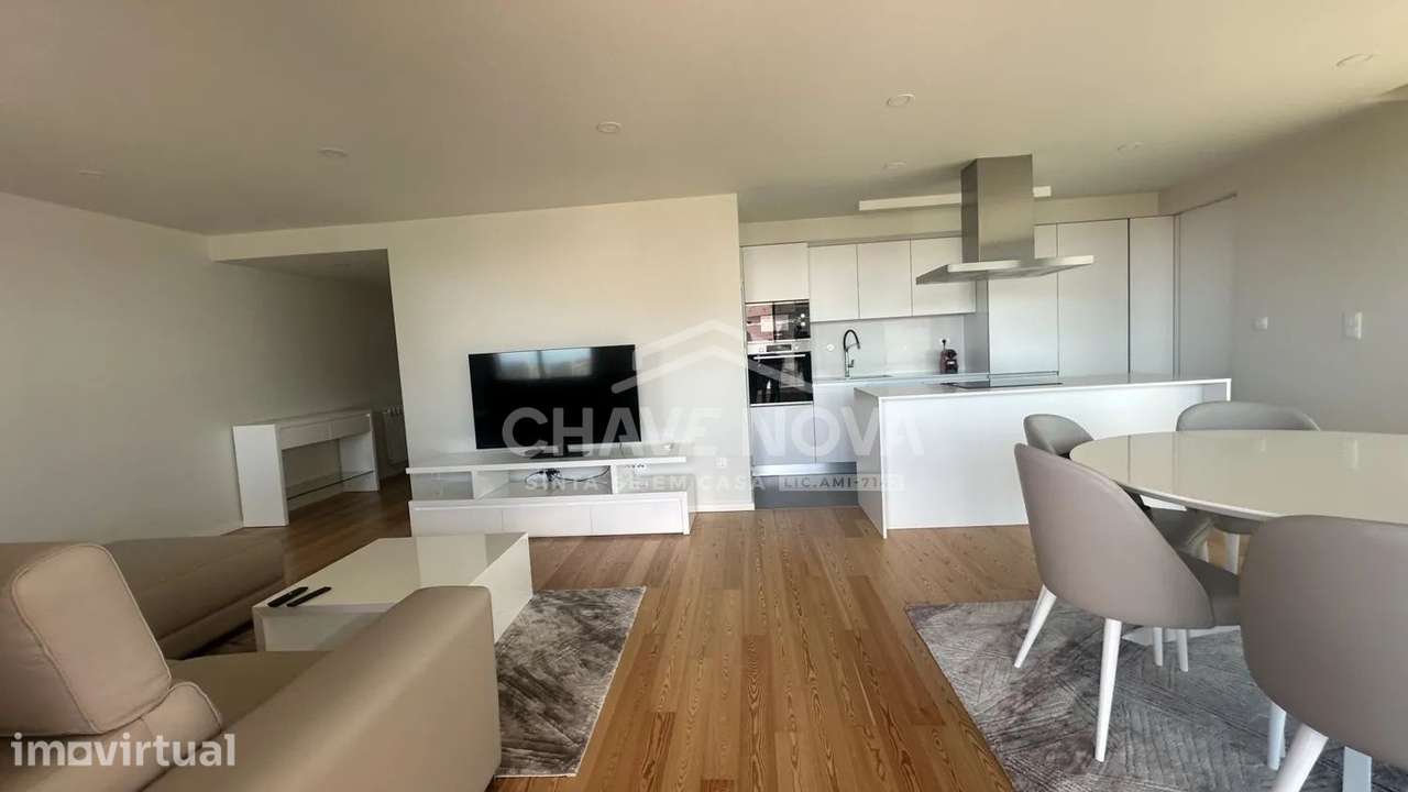 T2 Como Novo c/ Terraço em Mafamude - Grande imagem: 2/19