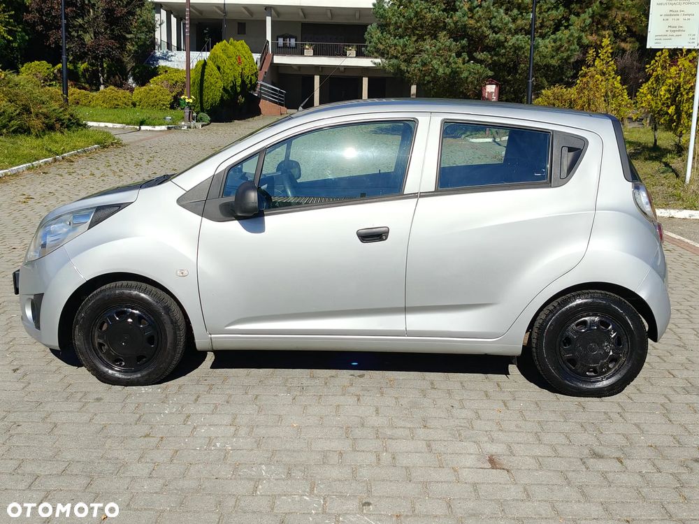 Chevrolet Cruze 1.6 Base - 18