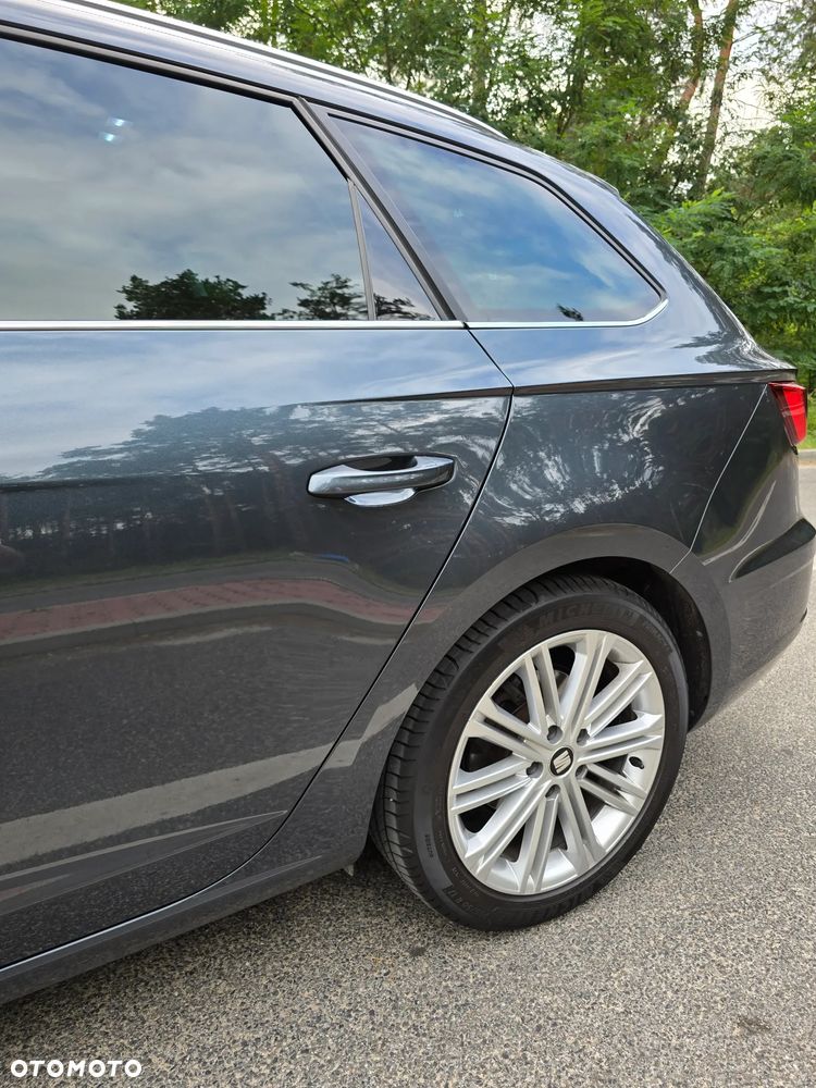 Seat Leon 1.5 eTSI Xcellence DSG - 13