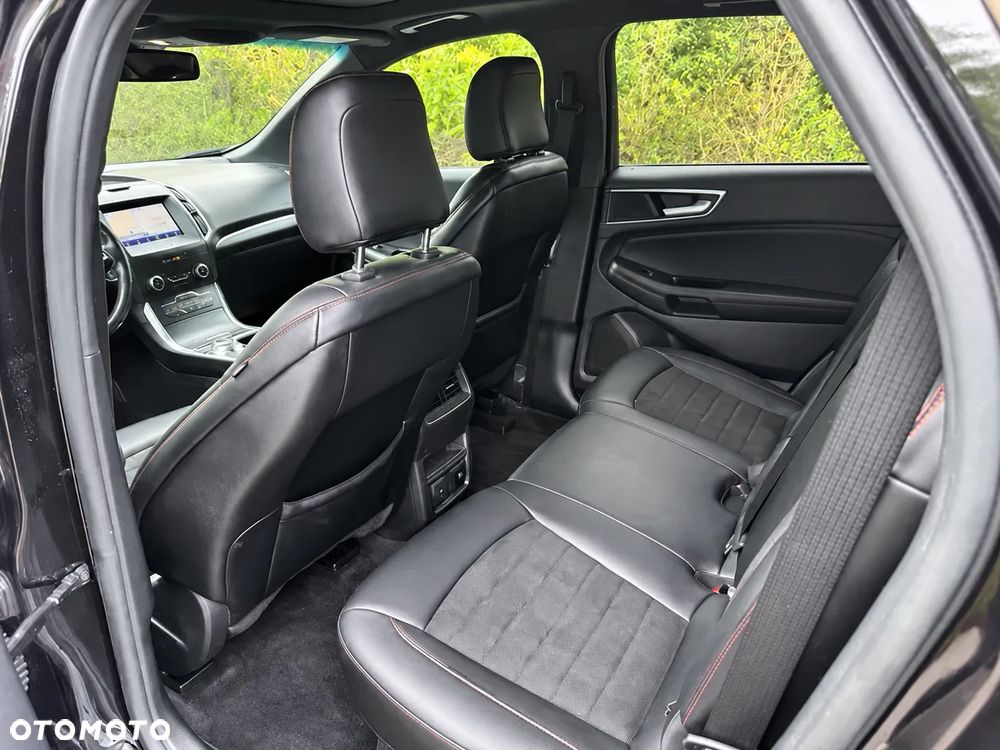 Ford Edge - 19