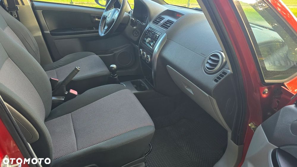 Suzuki SX4 - 17