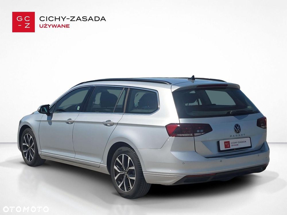 Volkswagen Passat - 3