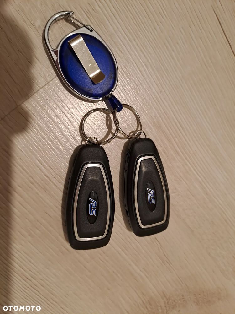 Ford Focus - 33