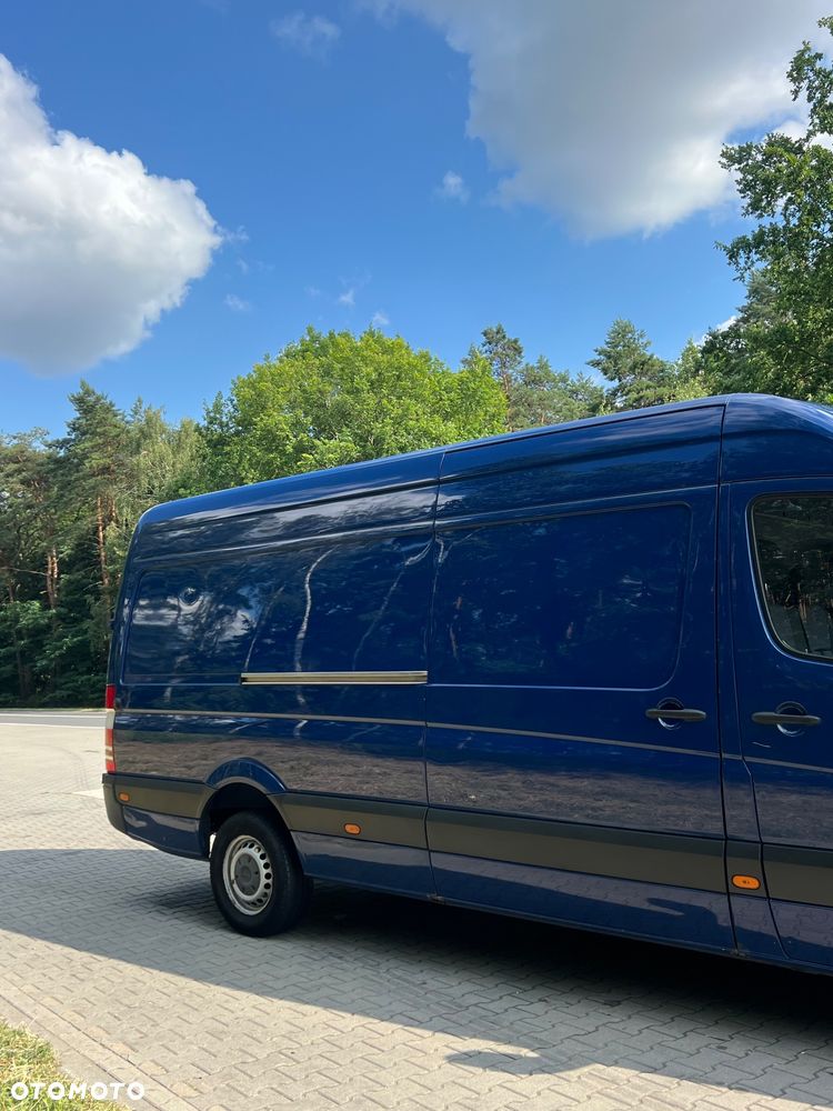 Mercedes-Benz Sprinter - 5