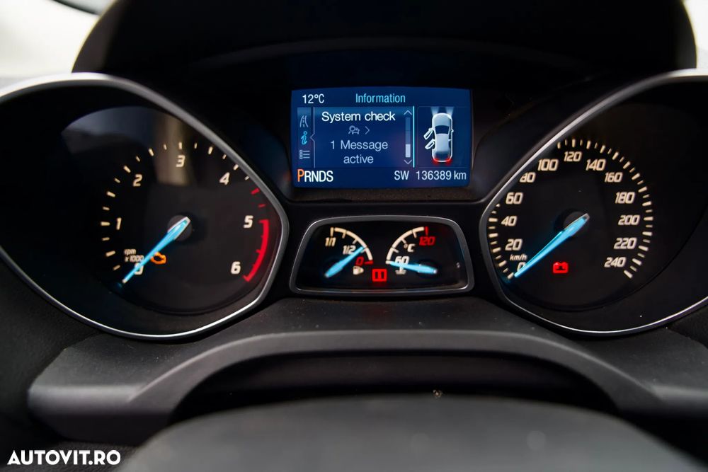 Ford Kuga 2.0 TDCi 4WD Powershift Individual - 8