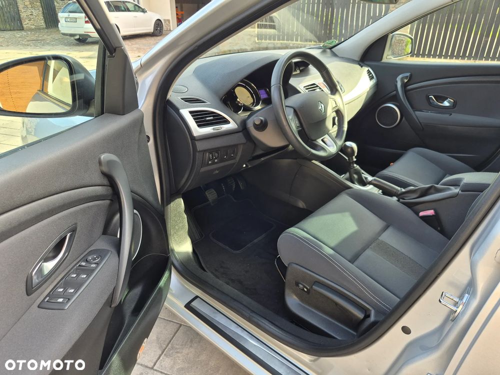 Renault Megane 1.6 16V Expression Euro5 - 12