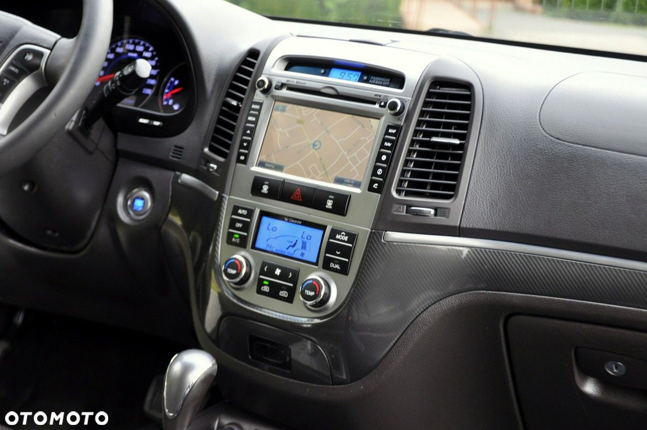Hyundai Santa Fe - 27