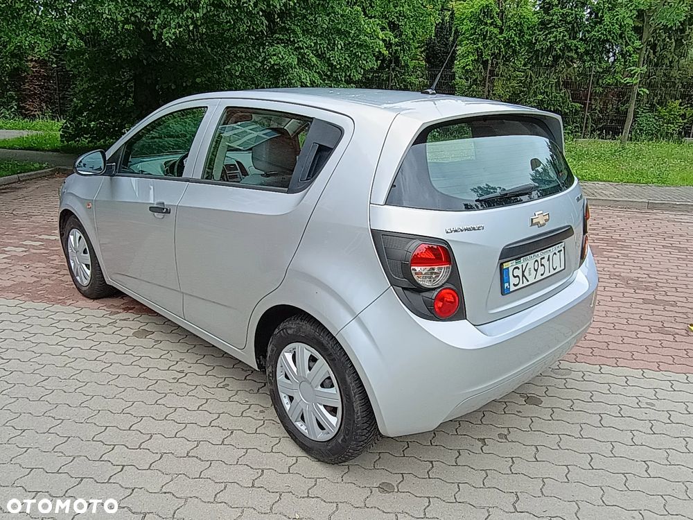 Chevrolet Aveo 1.2 LS+ - 7