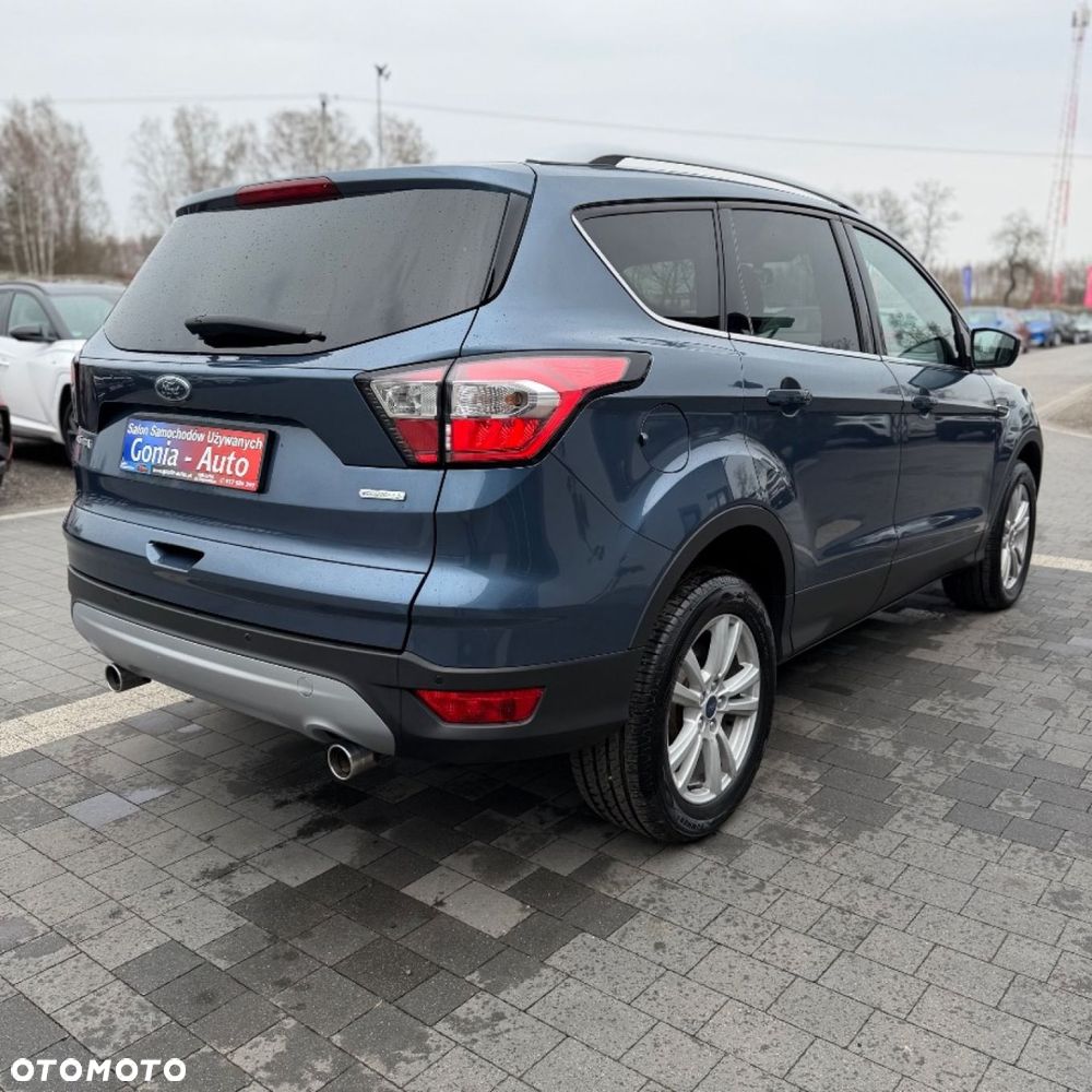 Ford Kuga - 12
