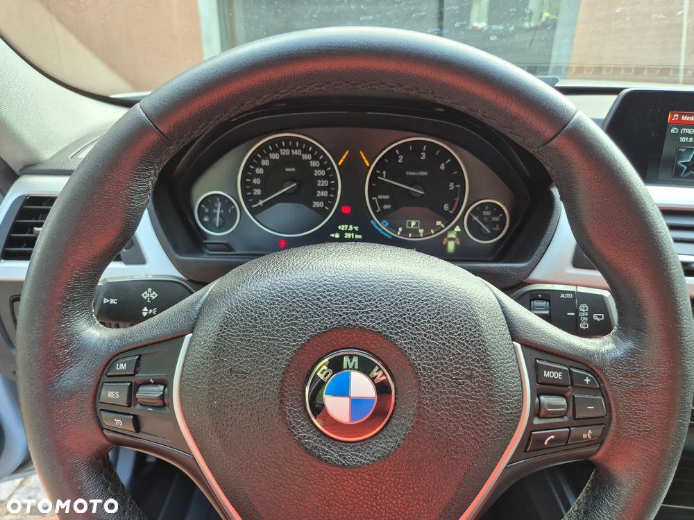 BMW Seria 3 318d Sport Line - 7