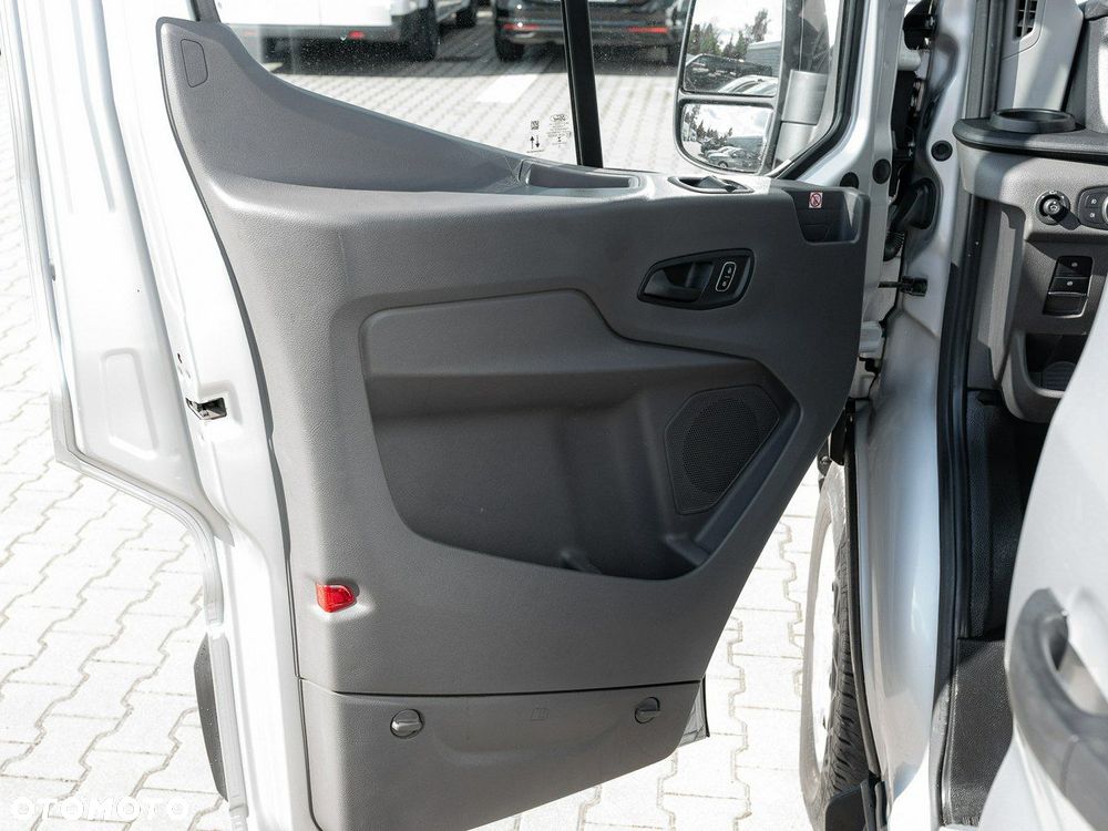 Ford Transit - 10