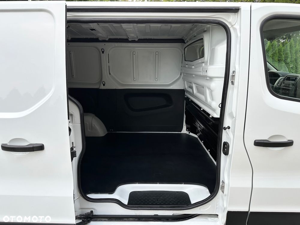 Renault Trafic - 22