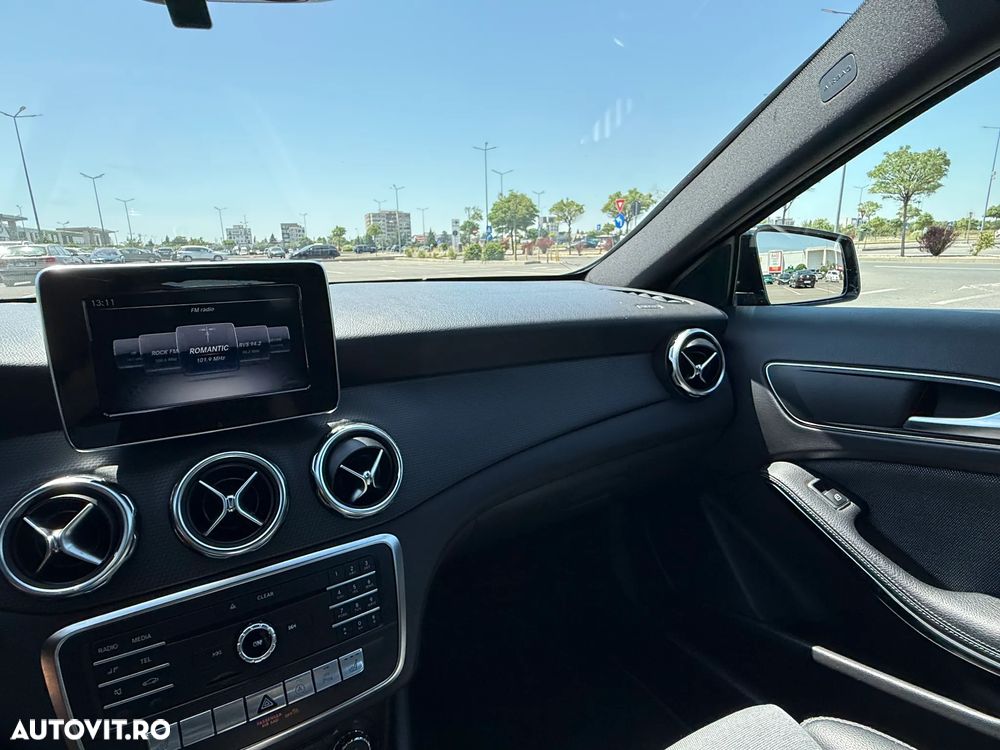 Mercedes-Benz GLA - 20