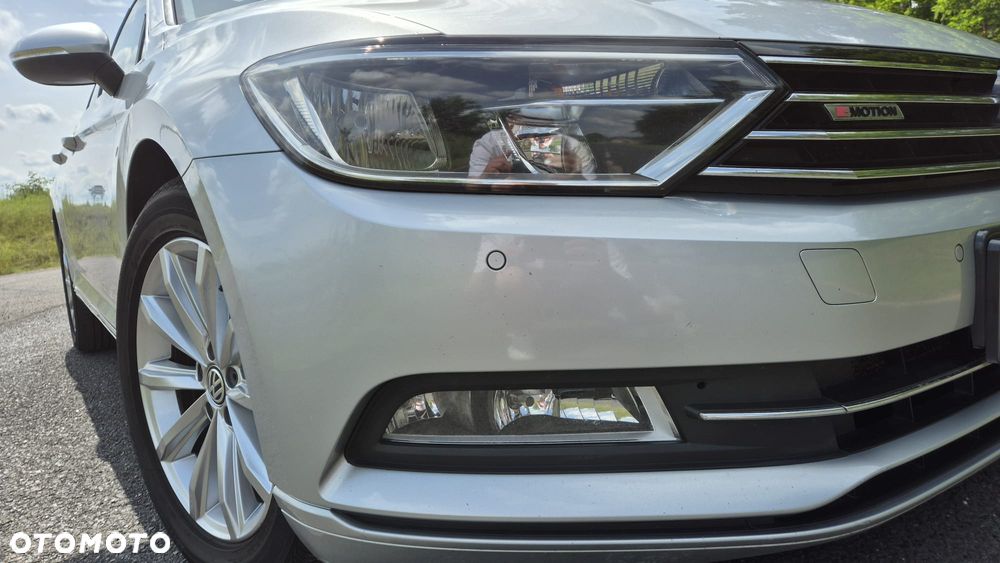 Volkswagen Passat 2.0 TDI SCR 4Mot DSG Comfortline - 3