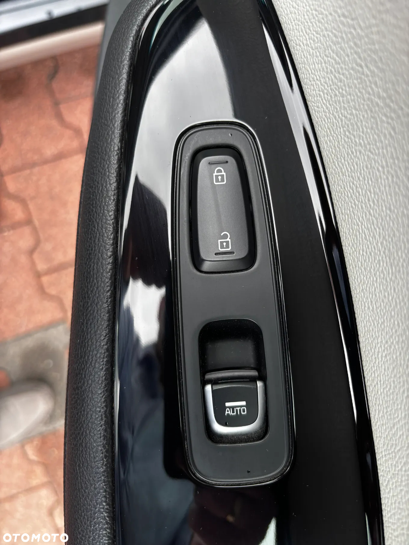 Kia Optima Plug-in Hybrid - 13