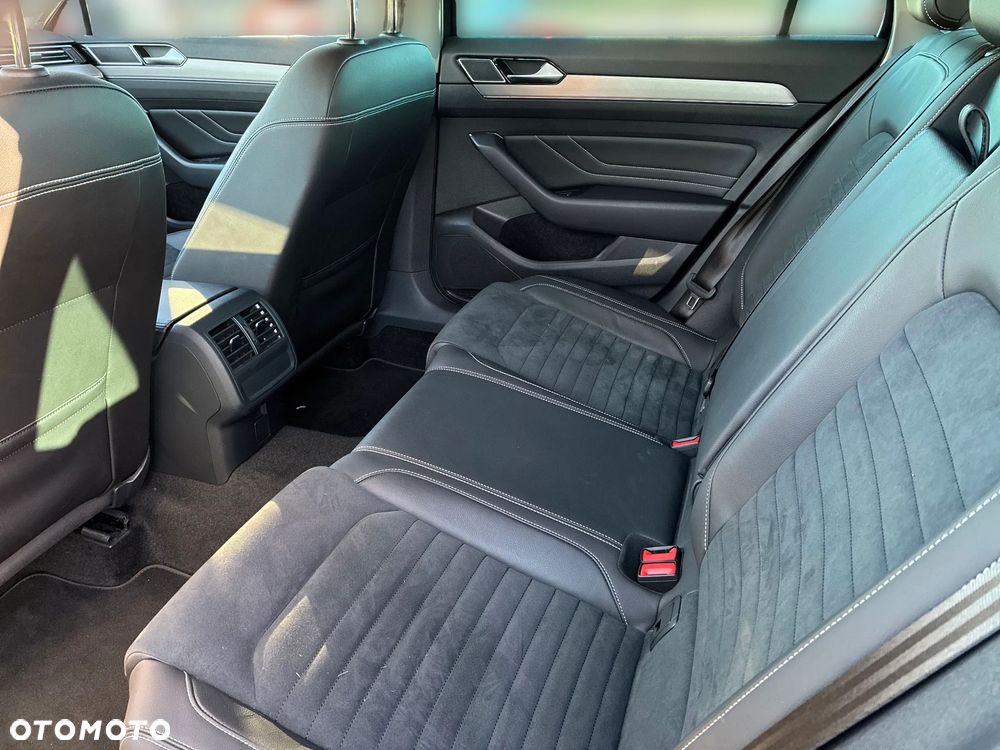 Volkswagen Passat 2.0 TDI SCR Style DSG - 11