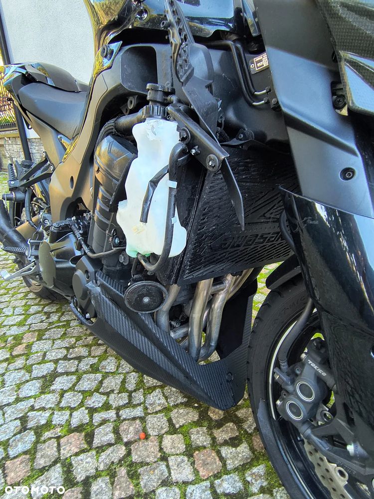 Kawasaki Z 1000 - 19