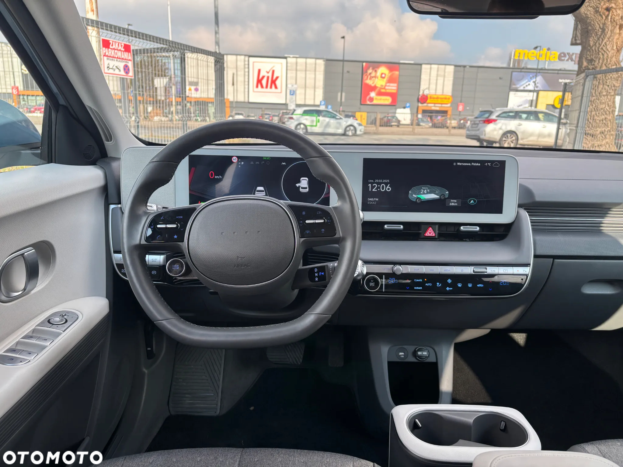 Hyundai IONIQ - 11