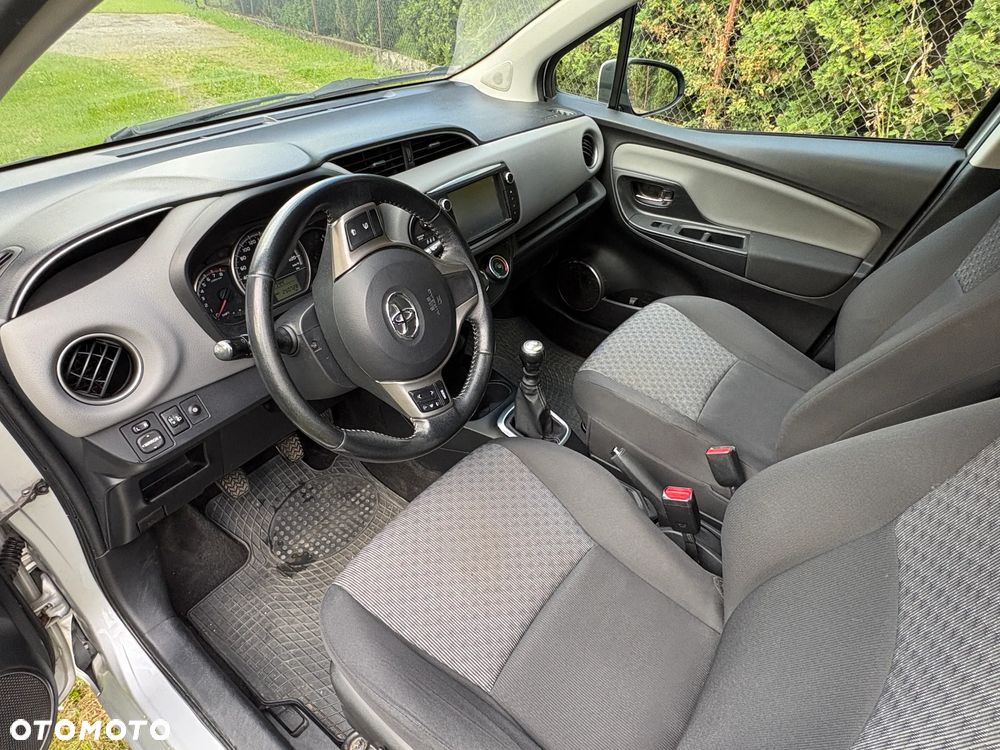 Toyota Yaris 1.33 Active EU6 - 7