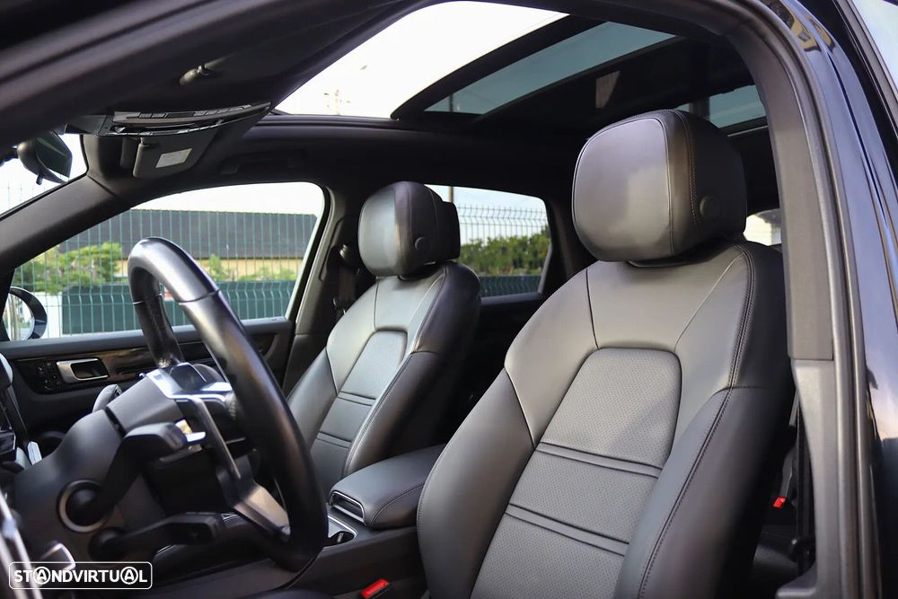 Porsche Cayenne E-Hybrid - 24