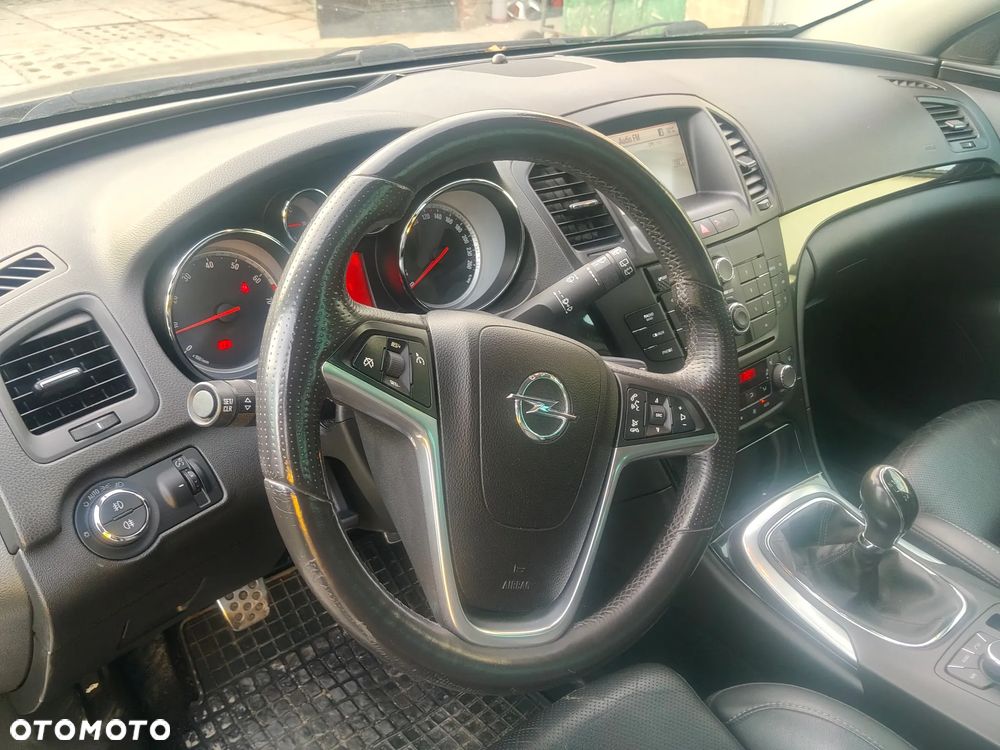Opel Insignia 2.0 T Sport 4x4 - 12