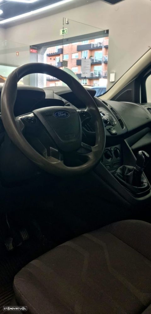 Ford Transit Connect - 4