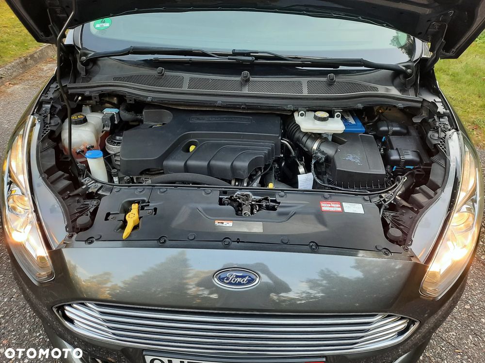 Ford S-Max - 25