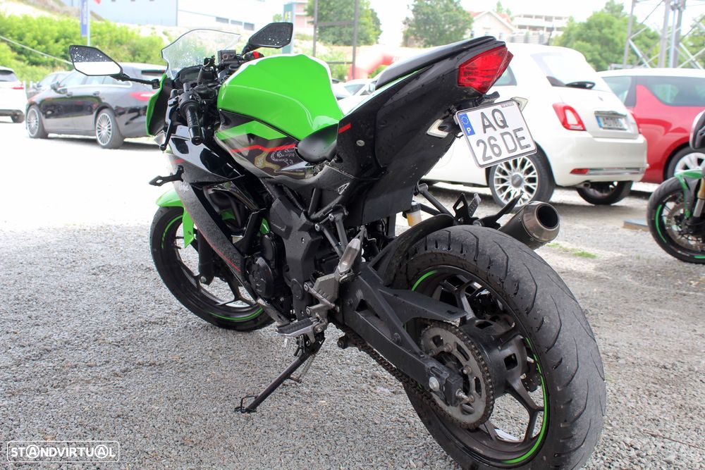 Kawasaki Ninja - 3