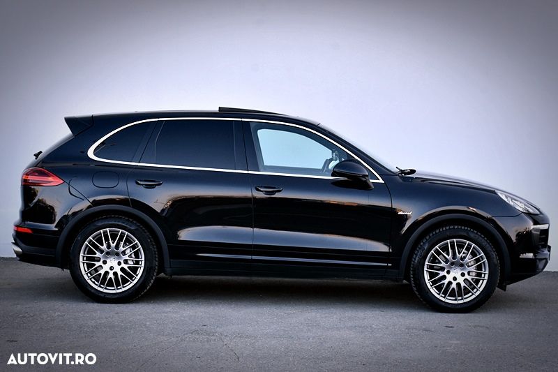 Porsche Cayenne S Tiptronic S - 9