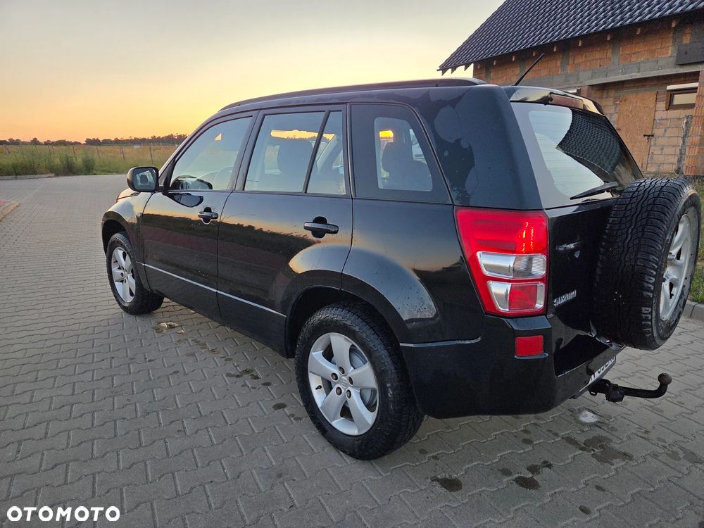 Suzuki Grand Vitara 2.0 Comfort - 7