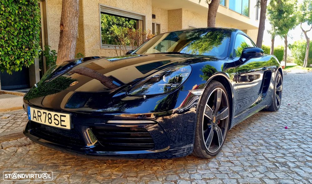 Porsche 718 - 1