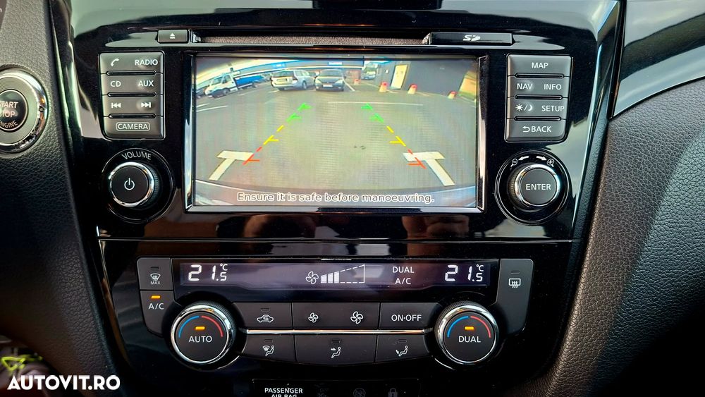 Nissan Qashqai 1.5 DCI Start/Stop N-Connecta - 14