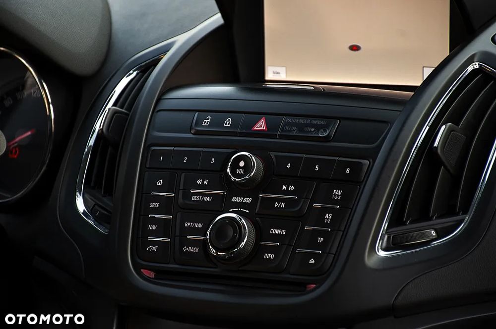 Opel Zafira 2.0 D (CDTI ecoFLEX) Start/Stop Innovation - 28