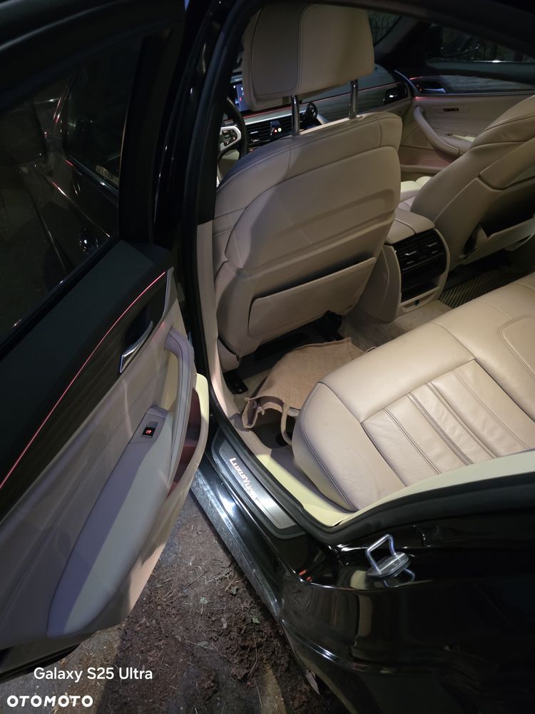 BMW Seria 5 540d xDrive Luxury Line - 18