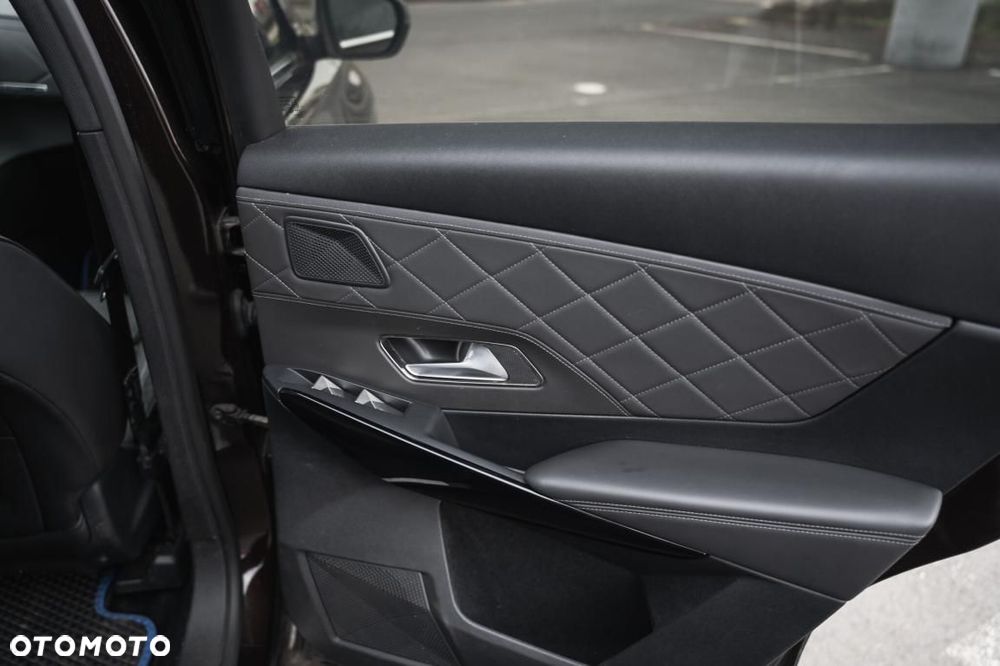 DS Automobiles DS 7 Crossback - 27