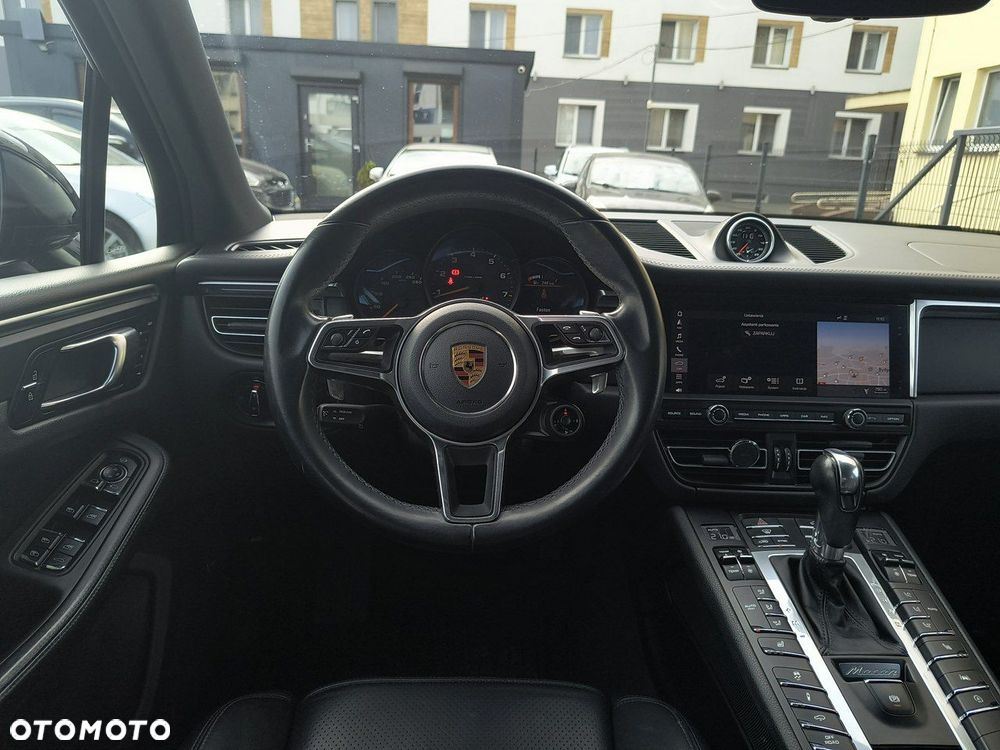 Porsche Macan - 19