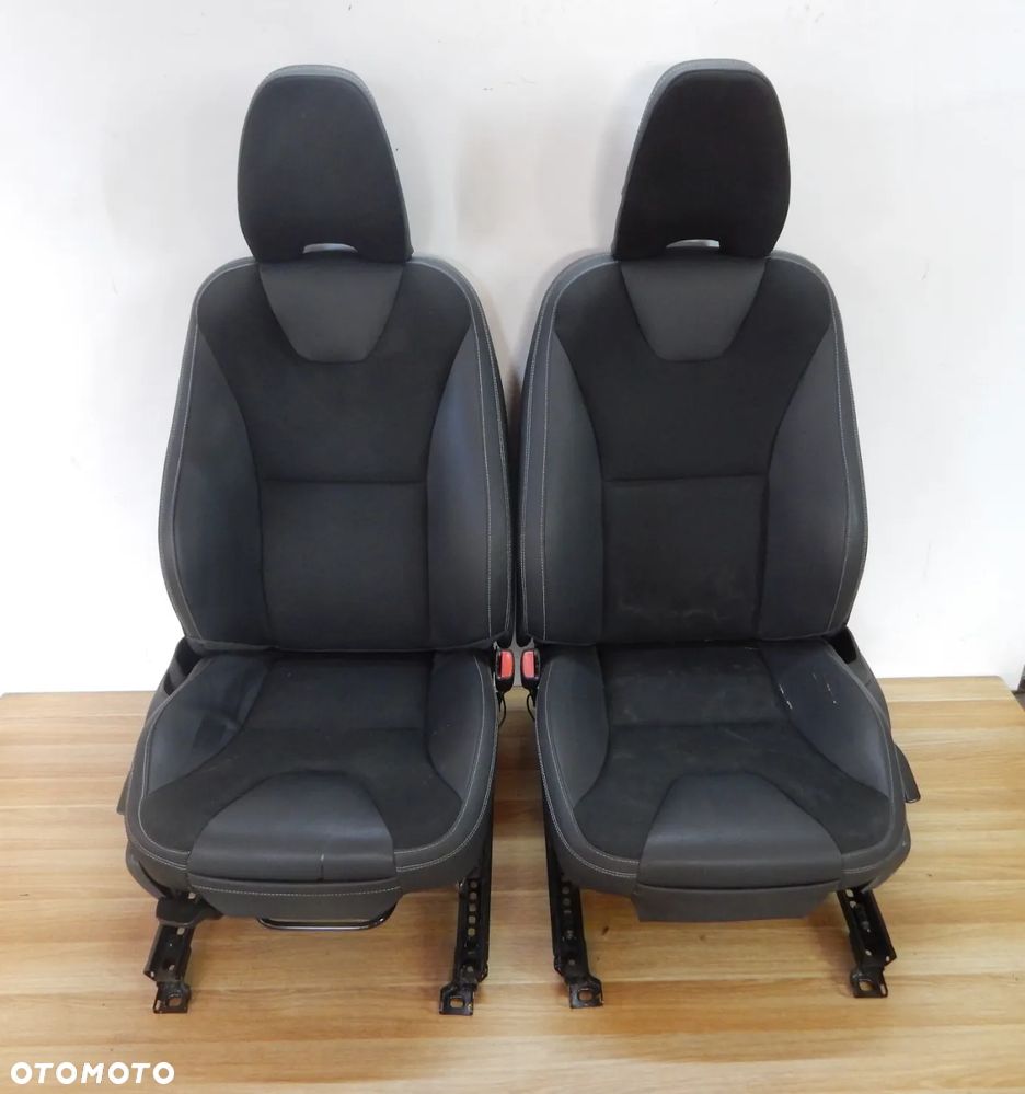 Fotel półskóra przód Volvo XC60 xc60 I 08-17 Łuków części - 1